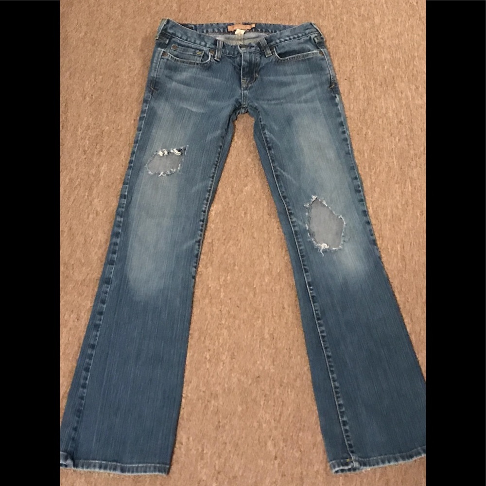 A&F destroyed jeans size 2